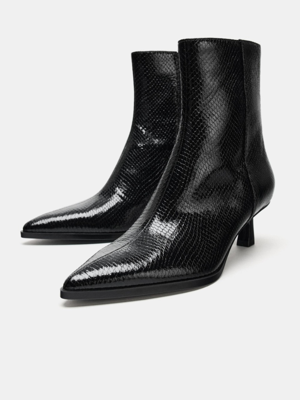 Zara Black Pointed Toe Textured Ankle Boots